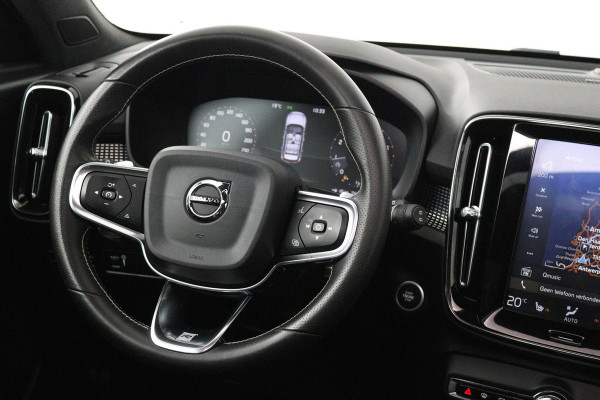 Volvo XC40 2.0 T4 R-Design (PANORAMADAK, CAMERA, STOELVERWARMING, MEMORY SEATS, HARMAN KARDON)