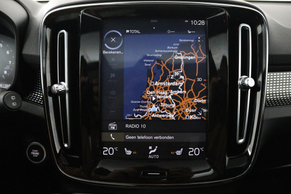 Volvo XC40 2.0 T4 R-Design (PANORAMADAK, CAMERA, STOELVERWARMING, MEMORY SEATS, HARMAN KARDON)