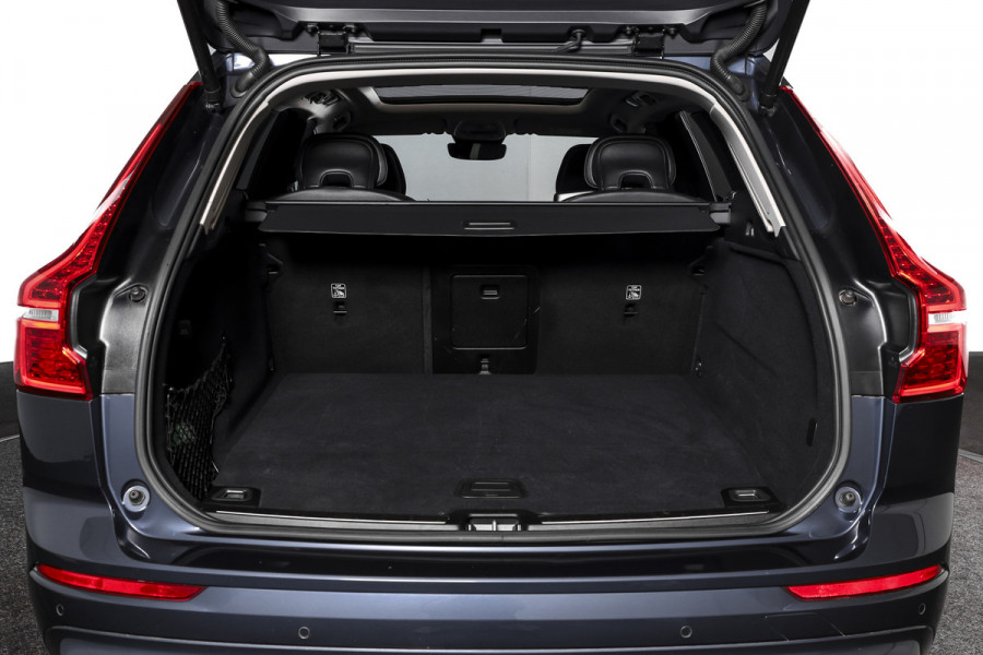 Volvo XC60 2.0 Recharge T6 AWD Plus Dark | S/K-Panodak | Dig. Cockpit | Adapt. Cruise | Memory Stoelen | Elek. Klep | Stoel-+stuurverw. | 360 Camera | NAV+App. Connect | LM 19" | 9702