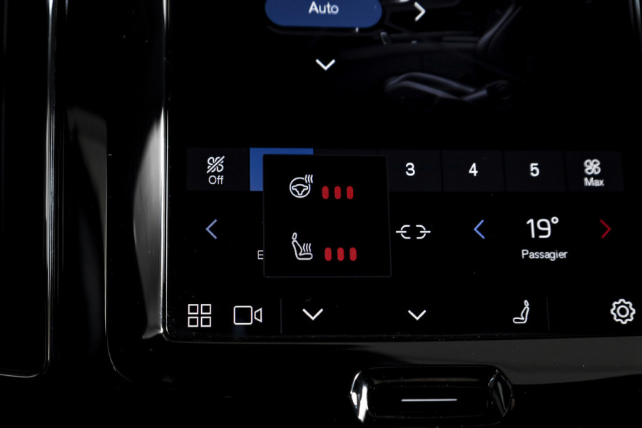 Volvo XC60 2.0 Recharge T6 AWD Plus Dark | S/K-Panodak | Dig. Cockpit | Adapt. Cruise | Memory Stoelen | Elek. Klep | Stoel-+stuurverw. | 360 Camera | NAV+App. Connect | LM 19" | 9702