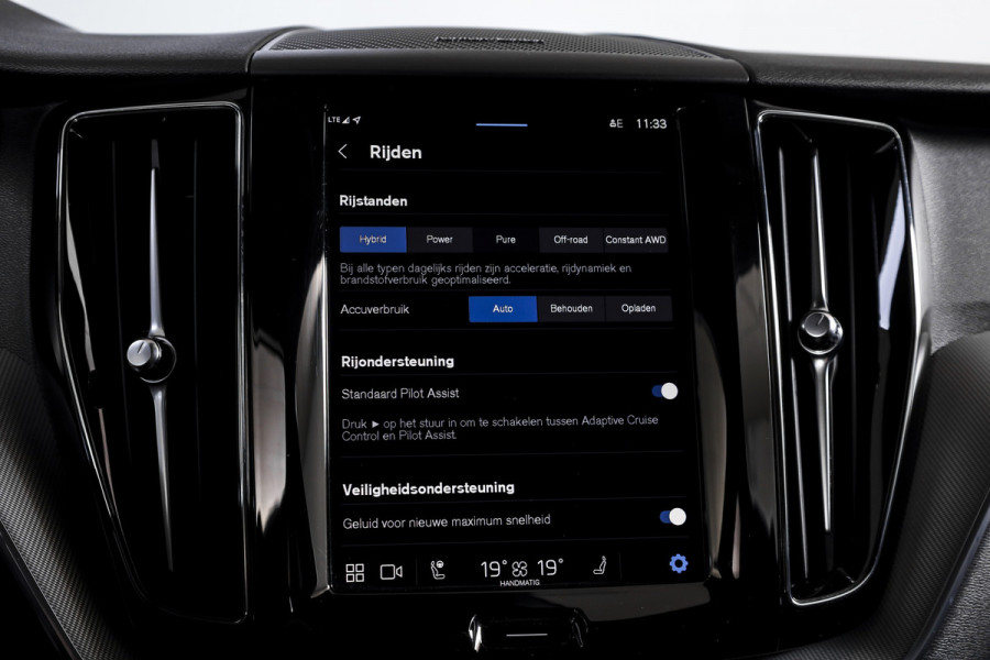 Volvo XC60 2.0 Recharge T6 AWD Plus Dark | S/K-Panodak | Dig. Cockpit | Adapt. Cruise | Memory Stoelen | Elek. Klep | Stoel-+stuurverw. | 360 Camera | NAV+App. Connect | LM 19" | 9702