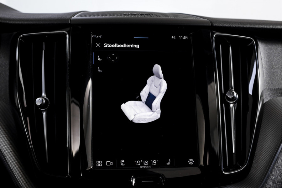 Volvo XC60 2.0 Recharge T6 AWD Plus Dark | S/K-Panodak | Dig. Cockpit | Adapt. Cruise | Memory Stoelen | Elek. Klep | Stoel-+stuurverw. | 360 Camera | NAV+App. Connect | LM 19" | 9702