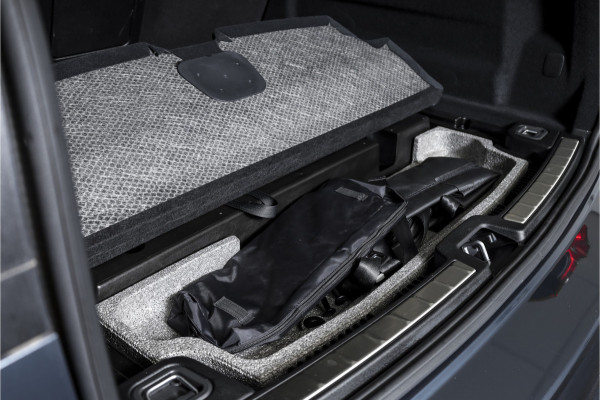 Volvo XC60 2.0 Recharge T6 AWD Plus Dark | S/K-Panodak | Dig. Cockpit | Adapt. Cruise | Memory Stoelen | Elek. Klep | Stoel-+stuurverw. | 360 Camera | NAV+App. Connect | LM 19" | 9702