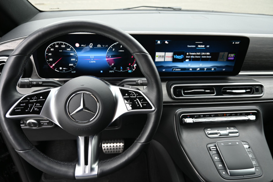 Mercedes-Benz V-Klasse 300d 4-Matic AMG L3 Incl BPM en BTW 8 zitplaatsen