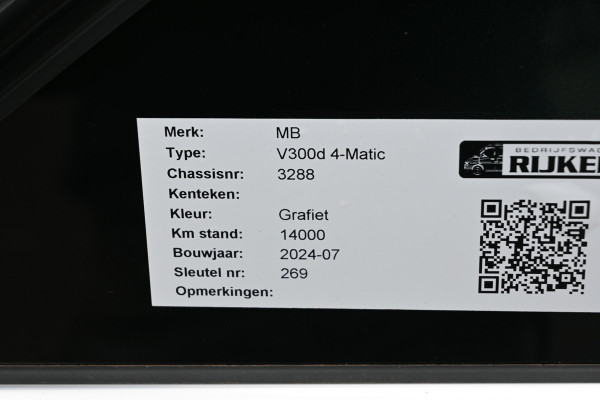 Mercedes-Benz V-Klasse 300d 4-Matic AMG L3 Incl BPM en BTW 8 zitplaatsen