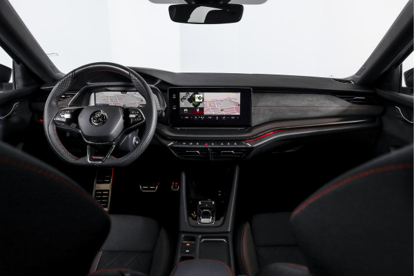 Škoda Octavia Combi 1.4 TSI RS iV PHEV Business - Automaat | Dig. Cockpit | Adapt. Cruise | Stoel-+ Stuurverw. | PDC | Camera | NAV +App. Connect | ECC | Elek. Klep | LM 19" | 4923