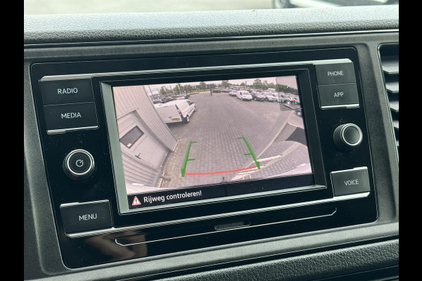 Volkswagen Crafter 35 2.0 TDI L4H3*A/C*CRUISE*HAAK*CAM*CARPLAY*3PERS*
