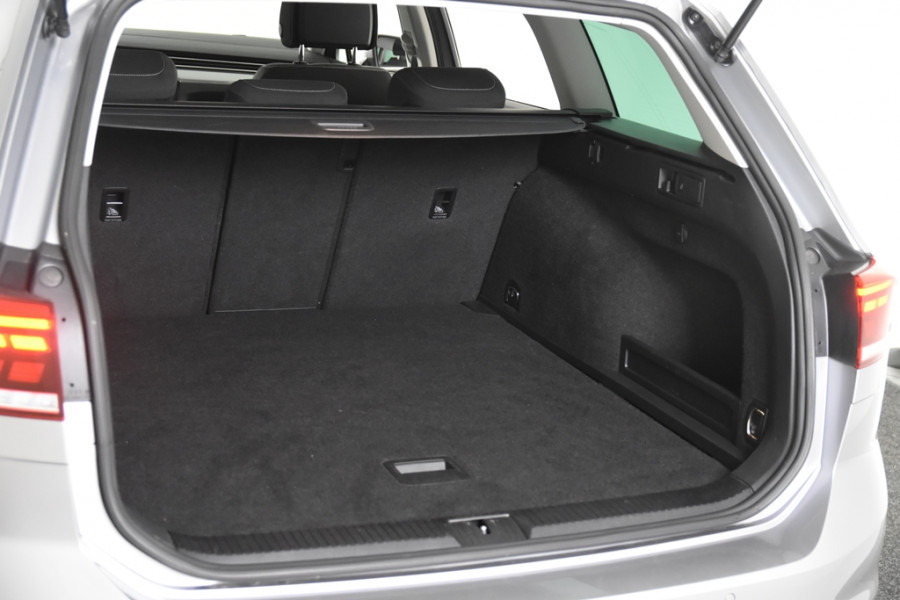 Volkswagen Passat Variant 1.5 TSI DSG *1ste eigenaar*Navigatie*Park assist*