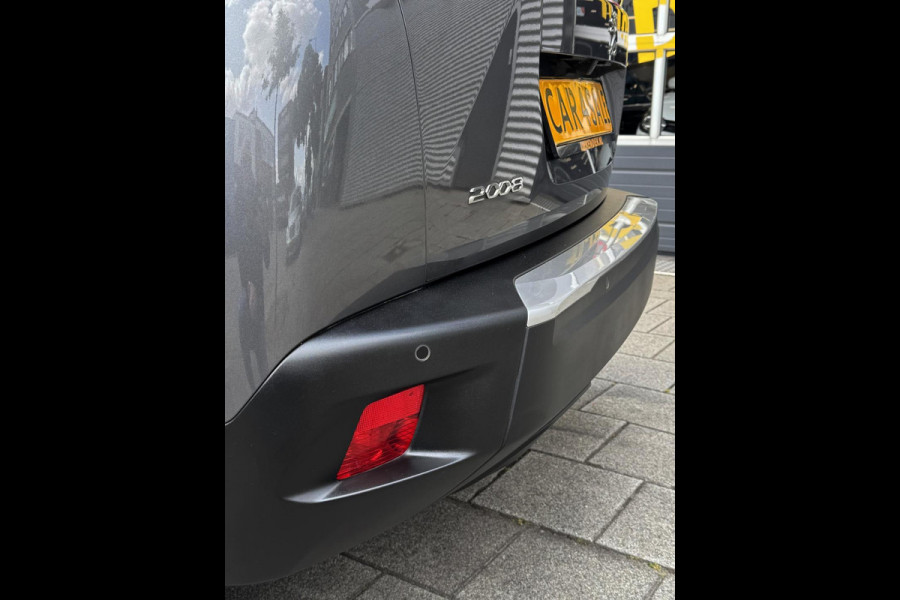 Peugeot 2008 1.2 PureTech Allure Pack - Navigatie I Airco I LED I PDC I Sport velgen I Achteruitrij Camera I Dealer onderhouden