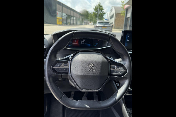 Peugeot 2008 1.2 PureTech Allure Pack - Navigatie I Airco I LED I PDC I Sport velgen I Achteruitrij Camera I Dealer onderhouden
