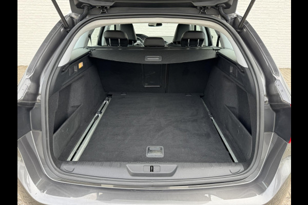 Peugeot 308 SW 1.2 PureTech Allure Leder/alcantara Led koplampen Camera Cruise Navigatie