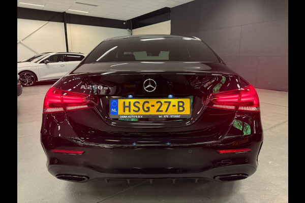 Mercedes-Benz A-Klasse 250 e AMG PREMIUM 218PK SFEERVERL/NAVI/DAB/LED/V-COCKPIT/CARPLAY///