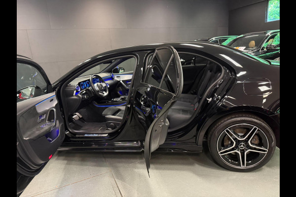 Mercedes-Benz A-Klasse 250 e AMG PREMIUM 218PK SFEERVERL/NAVI/DAB/LED/V-COCKPIT/CARPLAY///