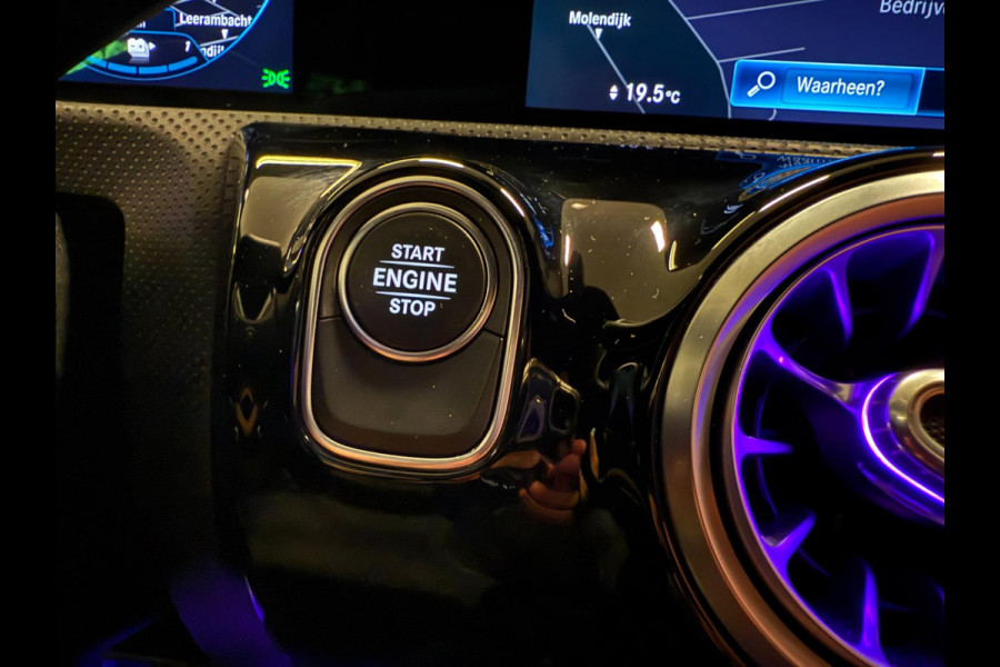Mercedes-Benz A-Klasse 250 e AMG PREMIUM 218PK SFEERVERL/NAVI/DAB/LED/V-COCKPIT/CARPLAY///