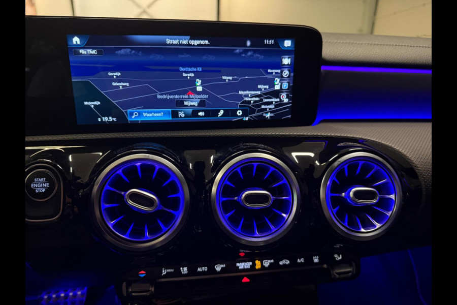 Mercedes-Benz A-Klasse 250 e AMG PREMIUM 218PK SFEERVERL/NAVI/DAB/LED/V-COCKPIT/CARPLAY///