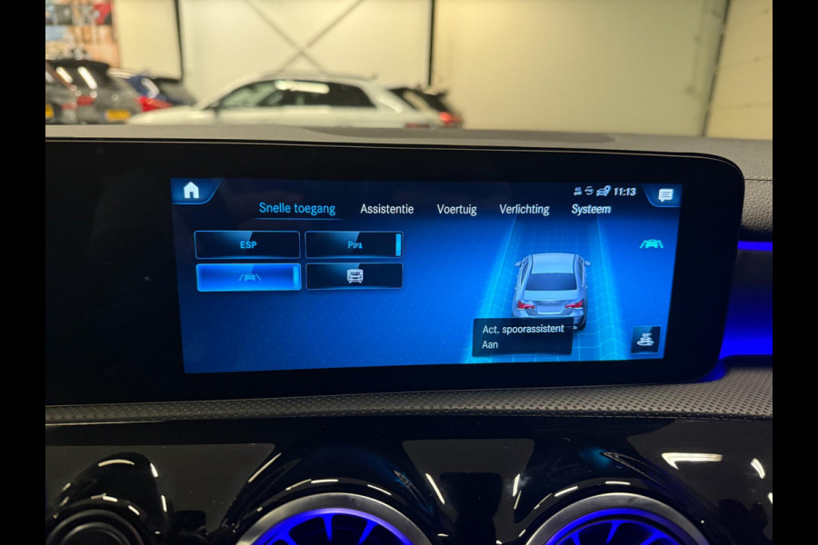 Mercedes-Benz A-Klasse 250 e AMG PREMIUM 218PK SFEERVERL/NAVI/DAB/LED/V-COCKPIT/CARPLAY///