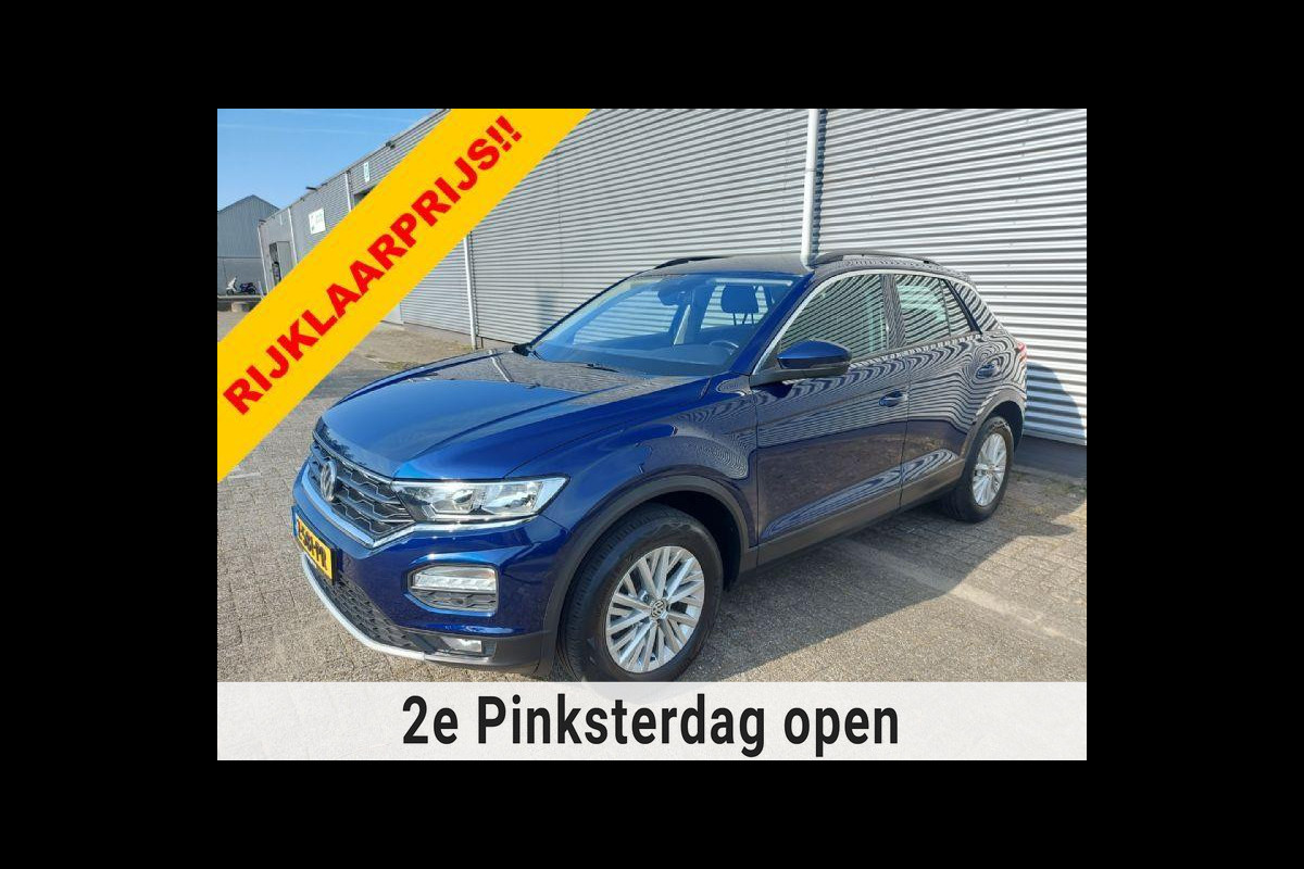 Volkswagen T-Roc 1.5 TSI Style Automaat,trekhaak, applecarplay/android/nav,airco,cruisecontrol,stoel/stuurverwarming,parkeersensoren,trekhaak Volkswagen T-Roc 1.5 TSI Style Automaat,trekhaak, applecarplay/android/nav,airco,cruisecontrol,stoel/stuurverwarming,parkeersensoren,trekhaak