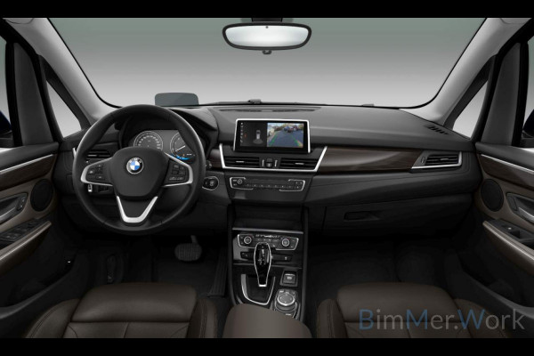 BMW 2 Serie Gran Tourer 218i 7p. Business Edition Plus | Automaat | Stoelverwarming | Stuurverwarming | Leer | Camera | Parkeersensoren | 7 Persoons | NAP | Dealer Onderhouden | Head-Up Display | Cruise Control | Adaptive Led | Climate Control