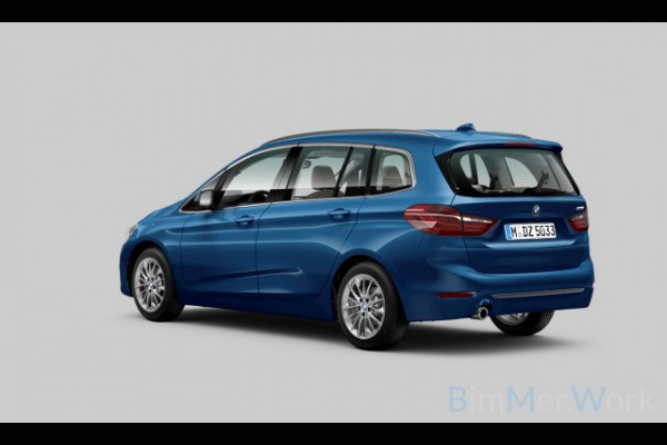 BMW 2 Serie Gran Tourer 218i 7p. Business Edition Plus | Automaat | Stoelverwarming | Stuurverwarming | Leer | Camera | Parkeersensoren | 7 Persoons | NAP | Dealer Onderhouden | Head-Up Display | Cruise Control | Adaptive Led | Climate Control