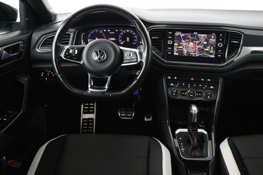 Volkswagen T-Roc 1.5 TSI Sport Business R (PANORAMADAK, DIGITALE COCKPIT, STOELVERWARMING, CAMERA, 1e EIGENAAR, GOED ONDERHOUDEN)