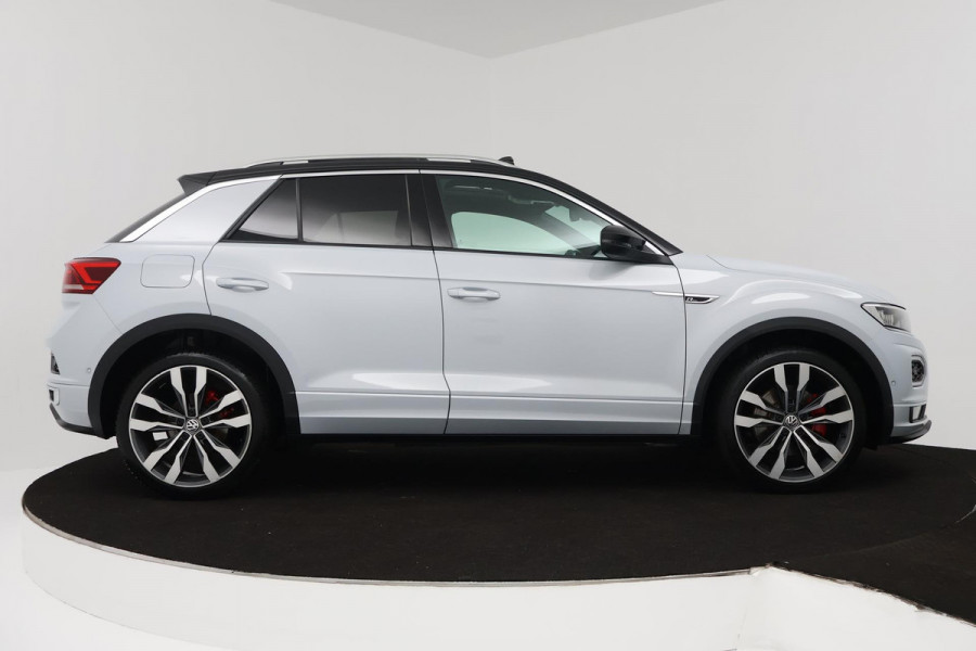Volkswagen T-Roc 1.5 TSI Sport Business R (PANORAMADAK, DIGITALE COCKPIT, STOELVERWARMING, CAMERA, 1e EIGENAAR, GOED ONDERHOUDEN)