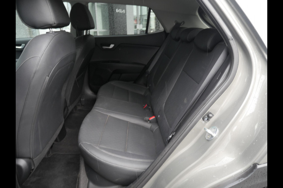 Kia Stonic 1.0 T-GDi ExecutiveLine | Clima | Cruise | Camera | Navi | Keyless | Stoel-stuur-verwarming |