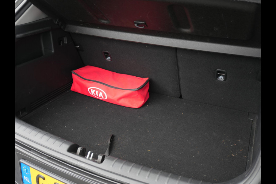 Kia Stonic 1.0 T-GDi ExecutiveLine | Clima | Cruise | Camera | Navi | Keyless | Stoel-stuur-verwarming |