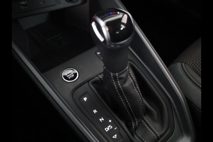 Audi A1 Sportback 40 TFSI Pro Line S 200pk S-tronic|  half-leder| LM-velgen| Navigatie| Parkeersensoren | Stoelverwarming | Led koplampen