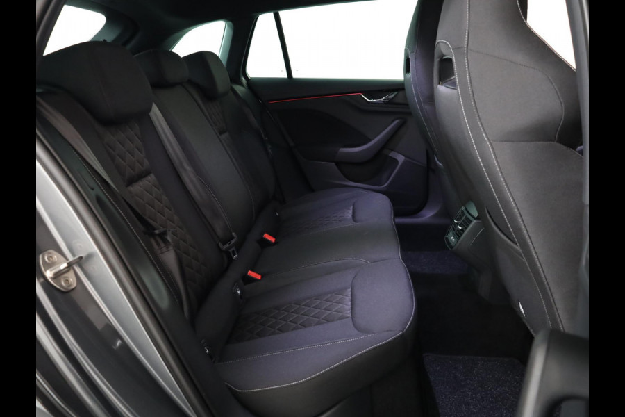 Škoda SCALA 1.0 TSI Sport Business 110 pk | Navigatie via App | Parkeersensoren | Autom. airco | Cruise control | Apple Carplay/Android Auto | LED koplampen |