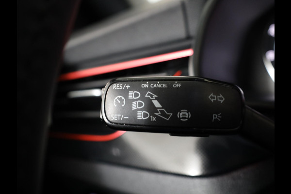 Škoda SCALA 1.0 TSI Sport Business 110 pk | Navigatie via App | Parkeersensoren | Autom. airco | Cruise control | Apple Carplay/Android Auto | LED koplampen |