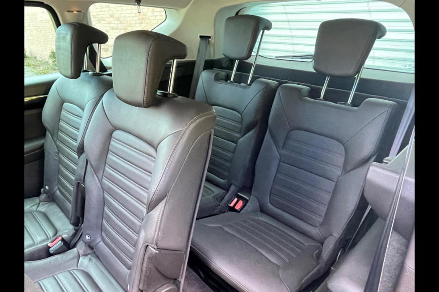 Renault Espace 1.6 dCi Initiale Paris 7p. Automaat pano