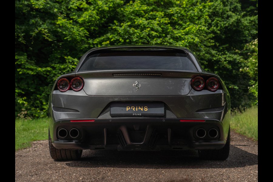 Ferrari GTC4 Lusso T 3.9 V8 | Lift | Pano-dak | Pass. display | 360 cam | Adapt. koplampen | Orig. NL