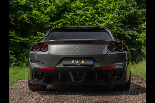 Ferrari GTC4 Lusso T 3.9 V8 | Lift | Pano-dak | Pass. display | 360 cam | Adapt. koplampen | Orig. NL
