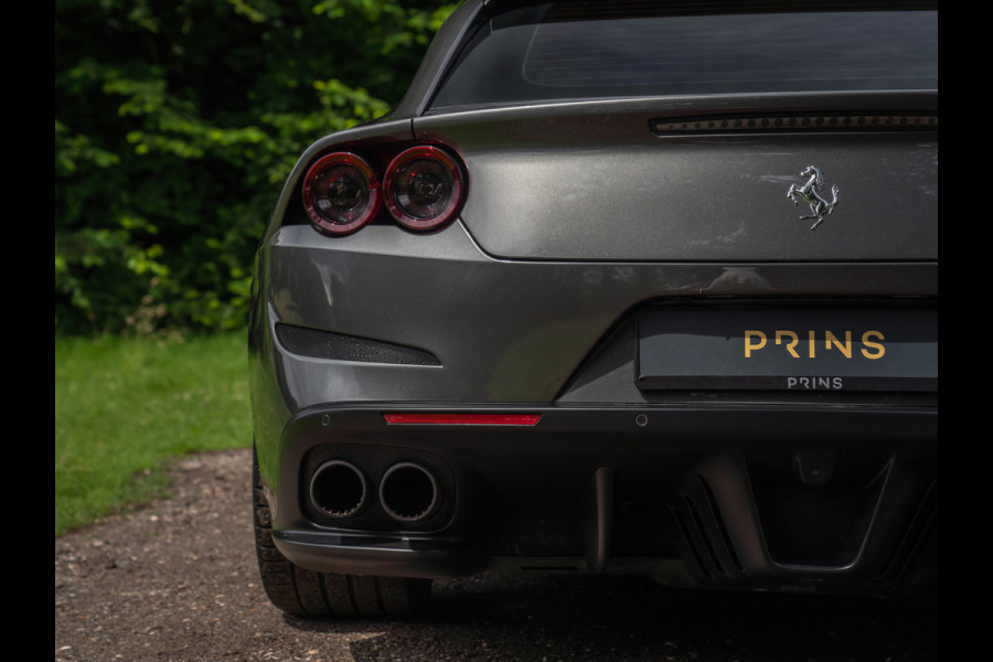 Ferrari GTC4 Lusso T 3.9 V8 | Lift | Pano-dak | Pass. display | 360 cam | Adapt. koplampen | Orig. NL