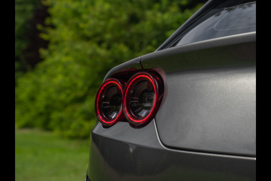 Ferrari GTC4 Lusso T 3.9 V8 | Lift | Pano-dak | Pass. display | 360 cam | Adapt. koplampen | Orig. NL