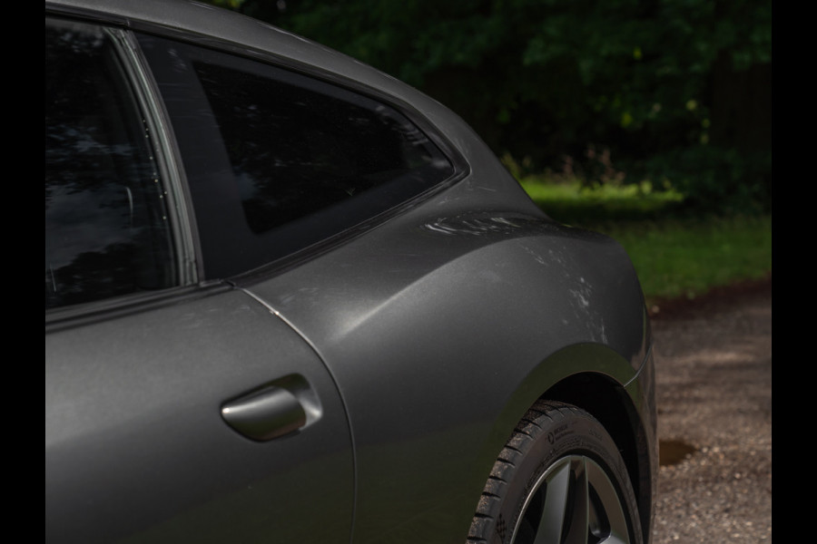 Ferrari GTC4 Lusso T 3.9 V8 | Lift | Pano-dak | Pass. display | 360 cam | Adapt. koplampen | Orig. NL