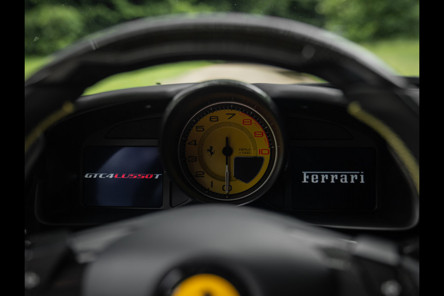 Ferrari GTC4 Lusso T 3.9 V8 | Lift | Pano-dak | Pass. display | 360 cam | Adapt. koplampen | Orig. NL