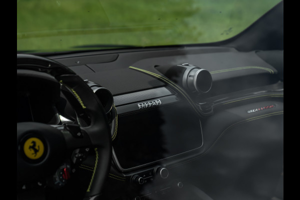 Ferrari GTC4 Lusso T 3.9 V8 | Lift | Pano-dak | Pass. display | 360 cam | Adapt. koplampen | Orig. NL