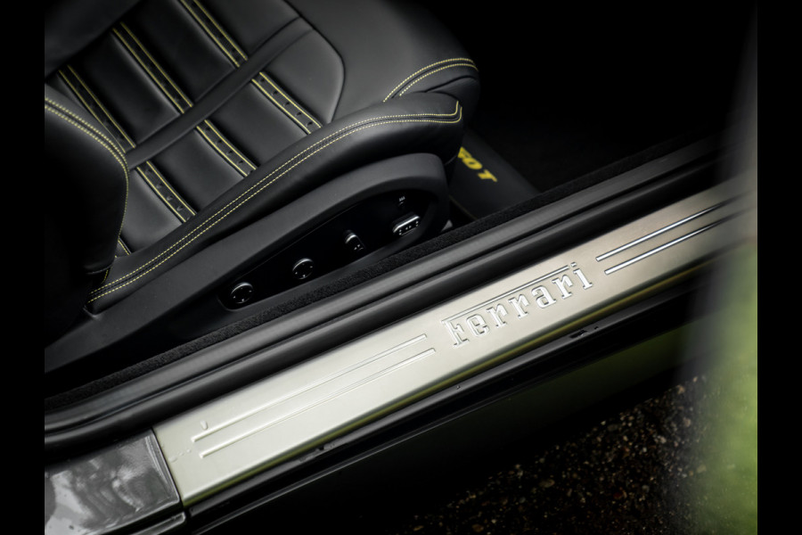 Ferrari GTC4 Lusso T 3.9 V8 | Lift | Pano-dak | Pass. display | 360 cam | Adapt. koplampen | Orig. NL