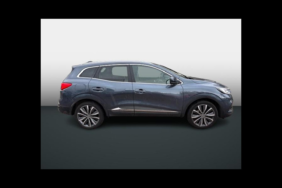 Renault Kadjar TCe 140 Intens | Trekhaak | Panoramadak | 19 Inch | Navigatie | Camera
