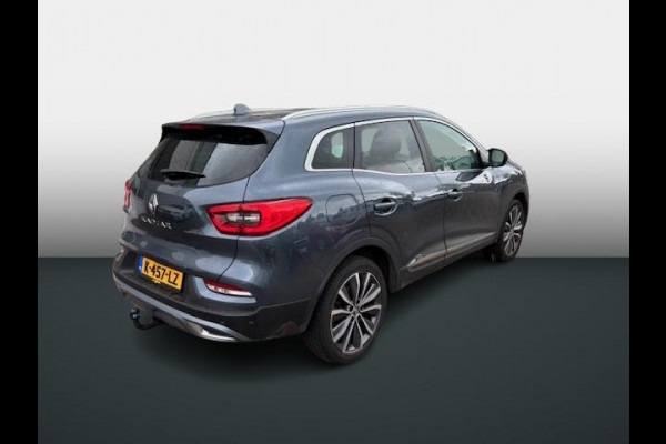 Renault Kadjar TCe 140 Intens | Trekhaak | Panoramadak | 19 Inch | Navigatie | Camera