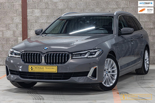 BMW 5 Serie 530e High Executive|Cam|E-stoel|Dealer ond|Garan