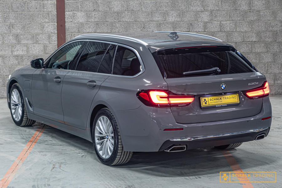 BMW 5 Serie 530e High Executive|Cam|E-stoel|Dealer ond|Garan