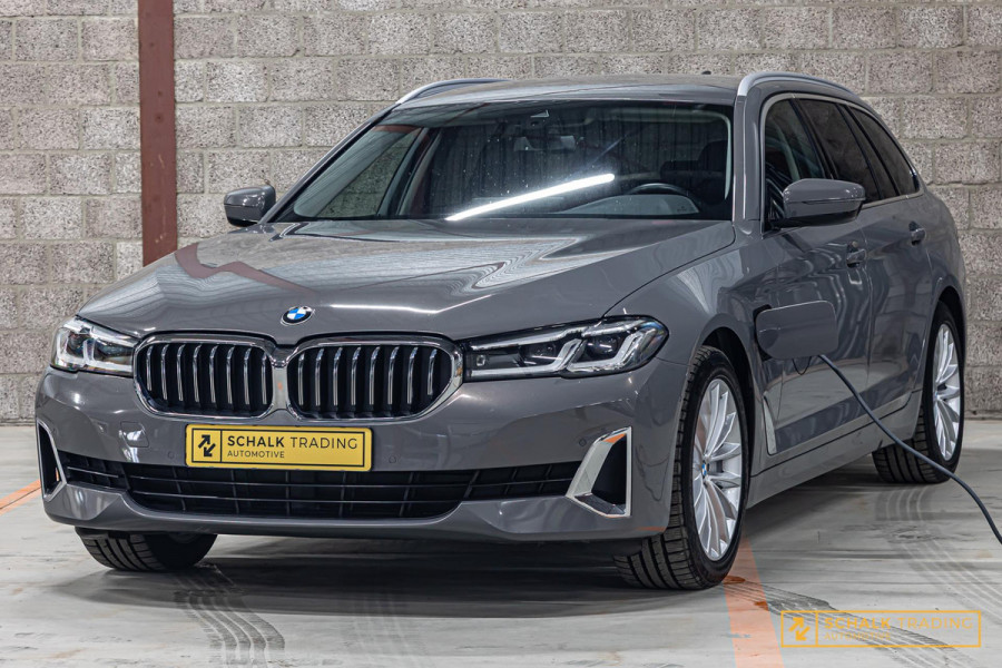 BMW 5 Serie 530e High Executive|Cam|E-stoel|Dealer ond|Garan