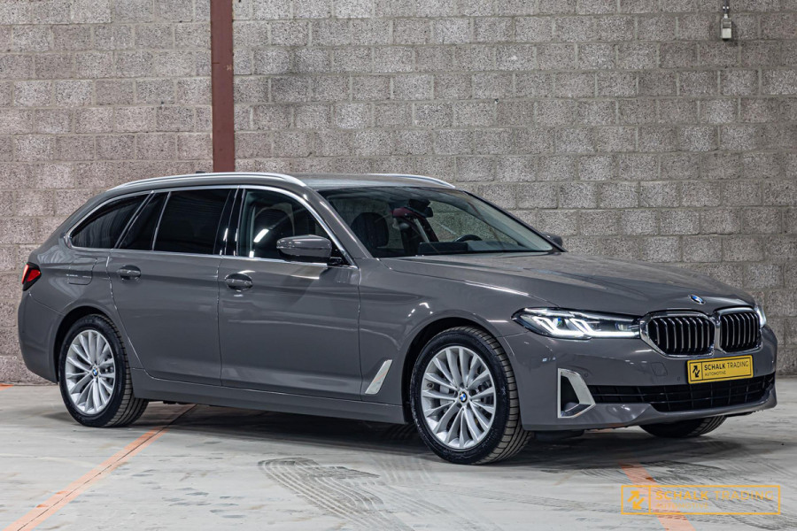 BMW 5 Serie 530e High Executive|Cam|E-stoel|Dealer ond|Garan