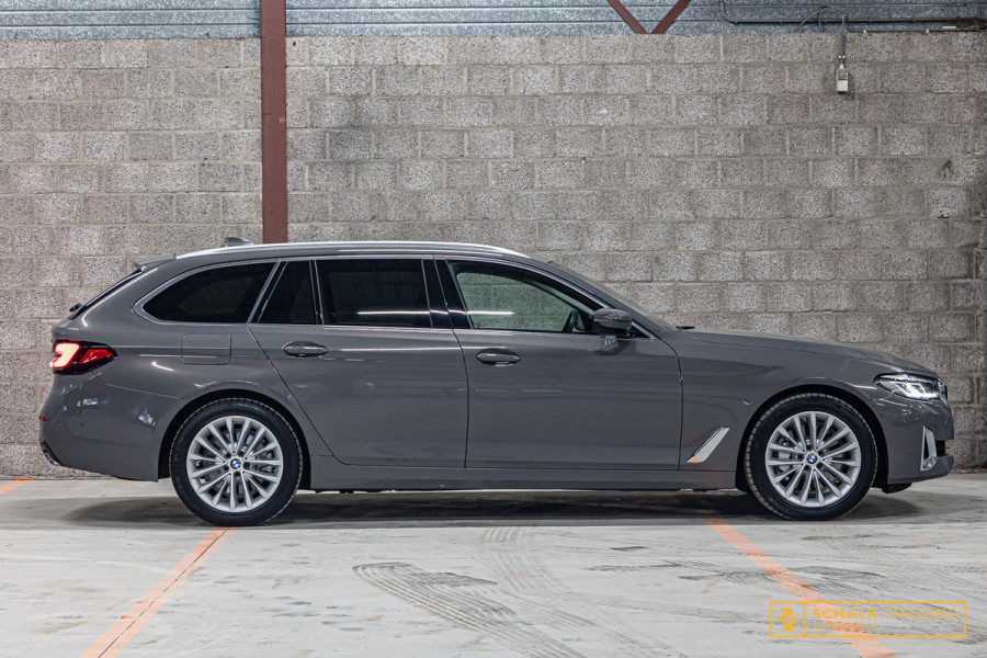 BMW 5 Serie 530e High Executive|Cam|E-stoel|Dealer ond|Garan