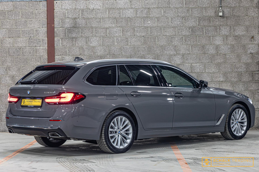 BMW 5 Serie 530e High Executive|Cam|E-stoel|Dealer ond|Garan