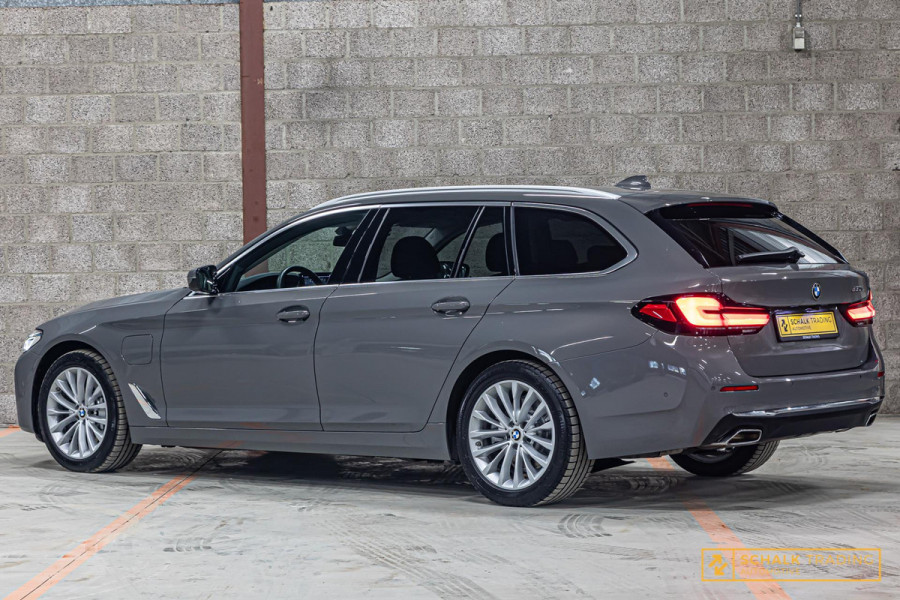 BMW 5 Serie 530e High Executive|Cam|E-stoel|Dealer ond|Garan