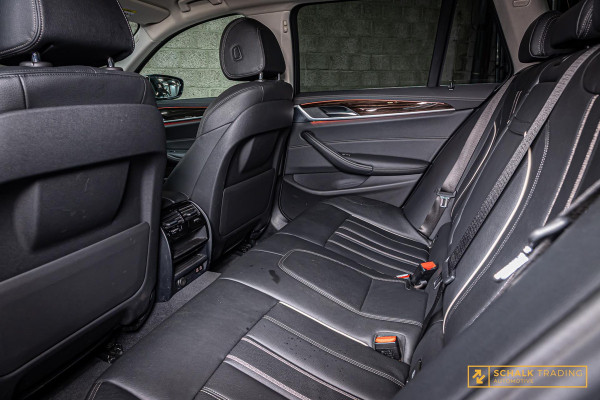BMW 5 Serie 530e High Executive|Cam|E-stoel|Dealer ond|Garan