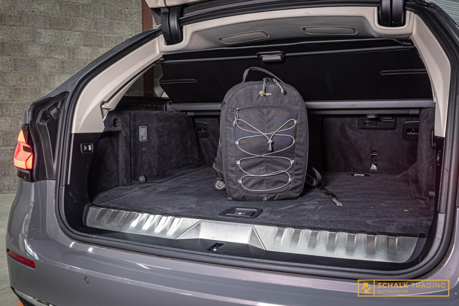 BMW 5 Serie 530e High Executive|Cam|E-stoel|Dealer ond|Garan
